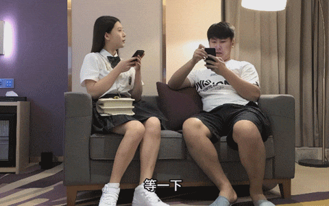 当JK制服校园妹遇上爱亲嘴的小宝