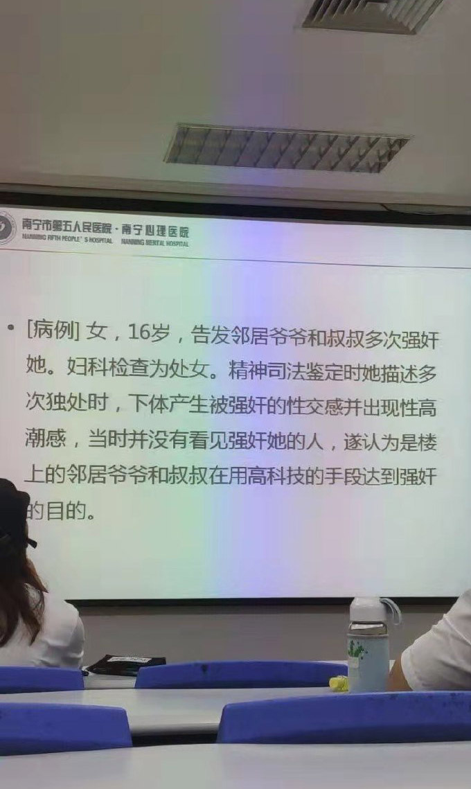 摸鱼汇总第10期 试问哪个男生不喜欢AD钙奶呢