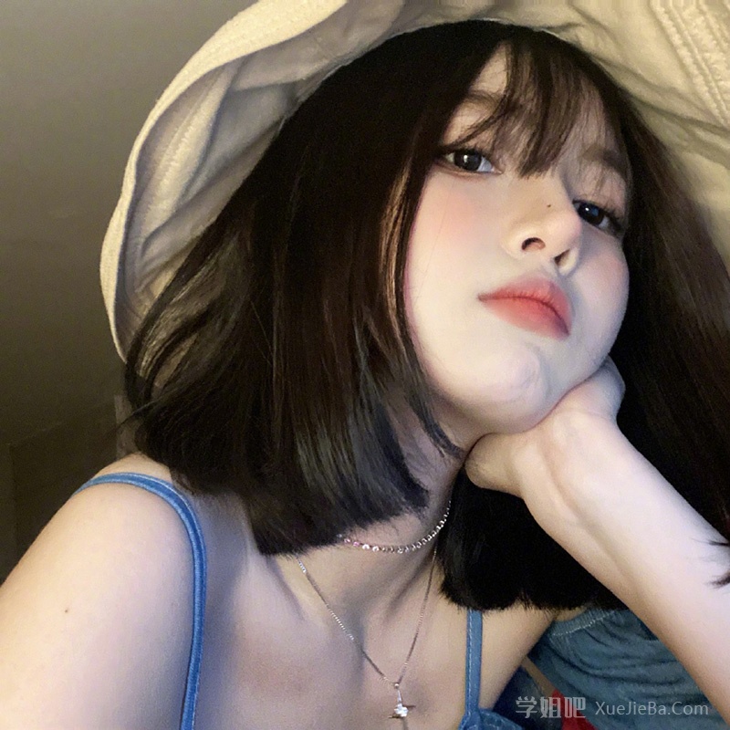 妹子图第12期 我的腰够细吗