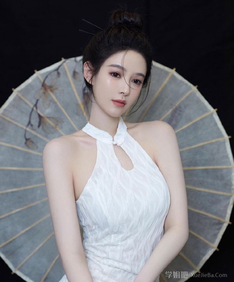 妹子图第14期 夜来听雨声