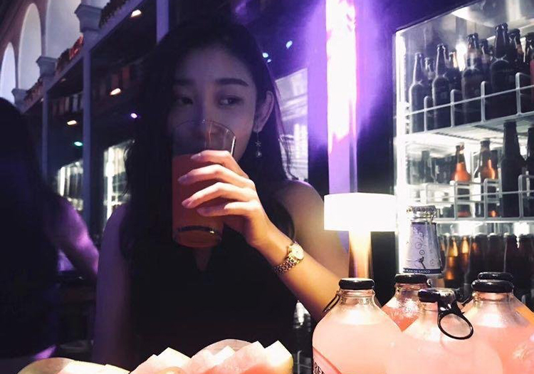 网约新套路 和小姐姐约会被劝酒 开车被尾随敲诈