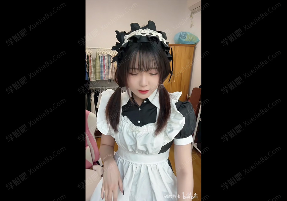 B站300W粉丝UP主@吃素的狮子出轨女主播@碳酸熊卡 抛弃7年女友