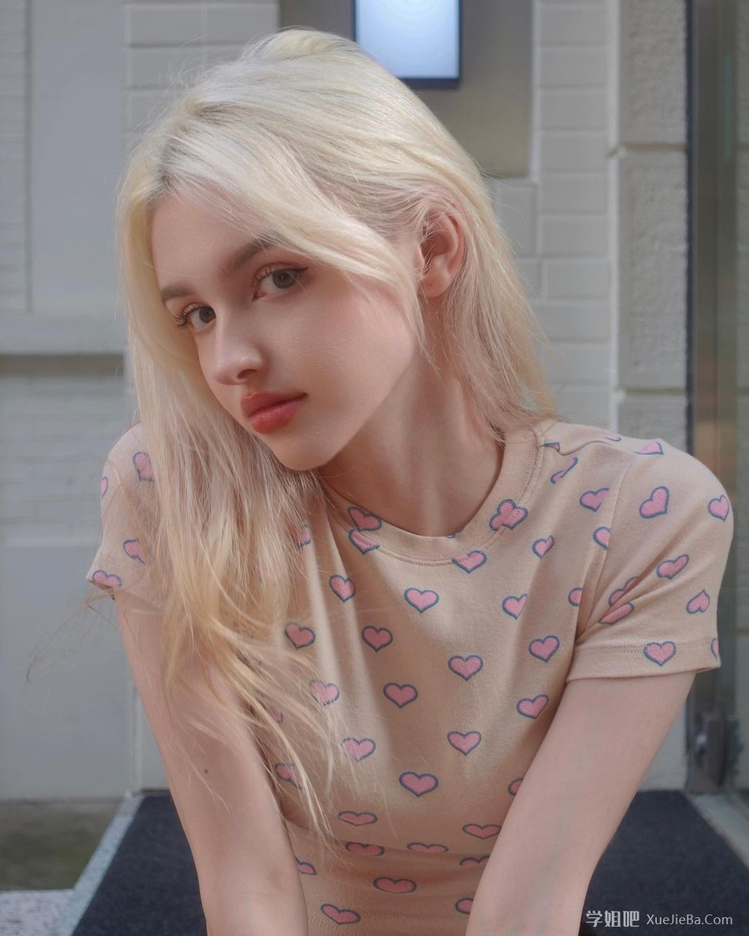 乌兹别克小姐姐Elina Karimova最新INS图包下载990P
