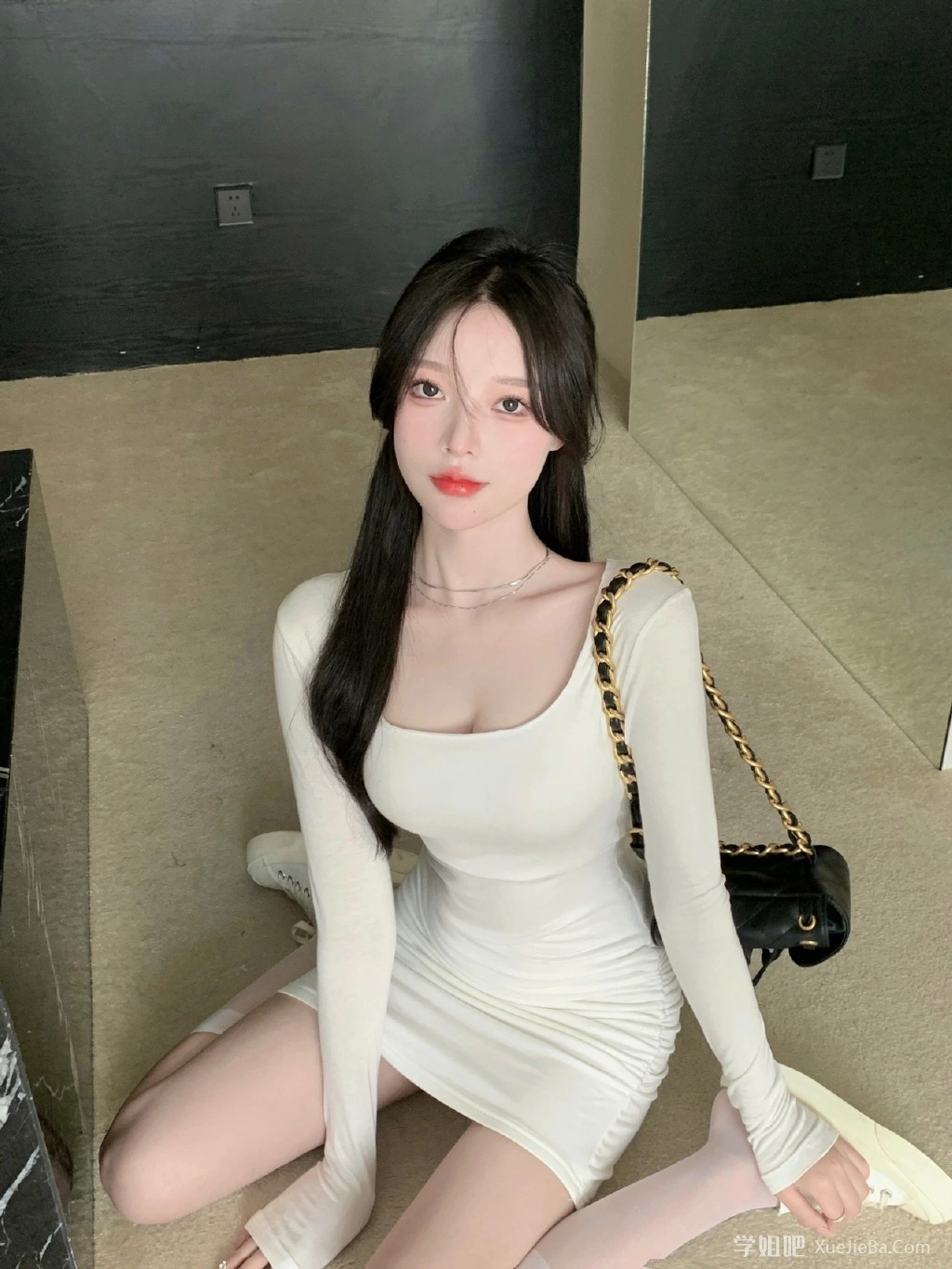 妹子图第28期 秋光明媚 附图包下载