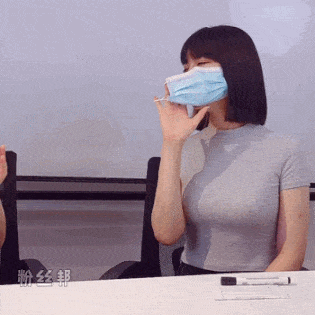 1818黄金眼似乎找到了流量密码 [更新郑女士抖音粉丝破90万 直播露脸]