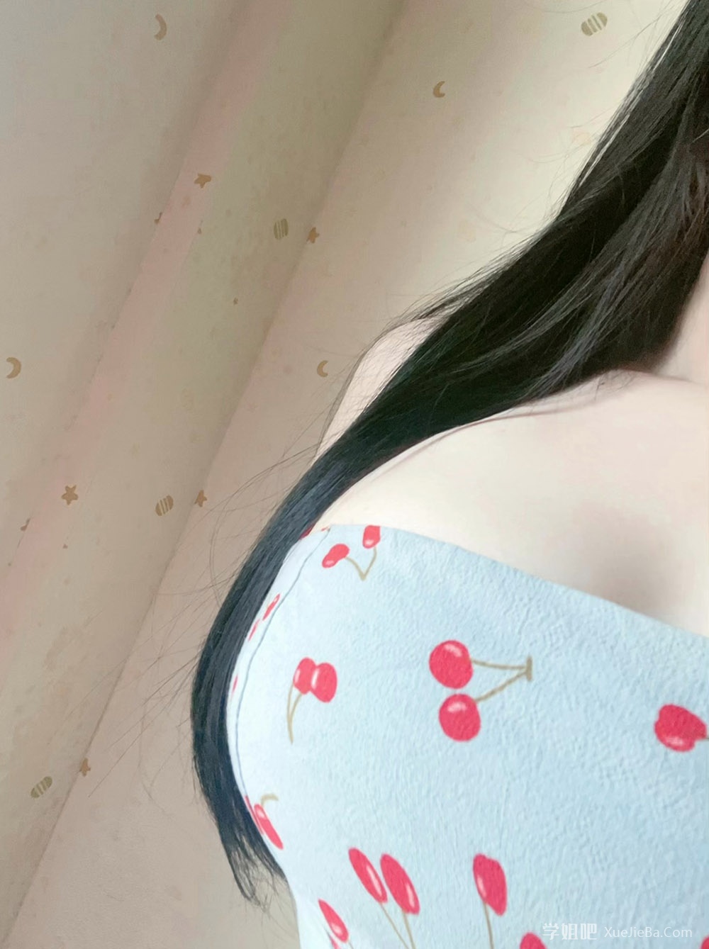 情人节快乐 微博小姐姐推荐@人甜胸大