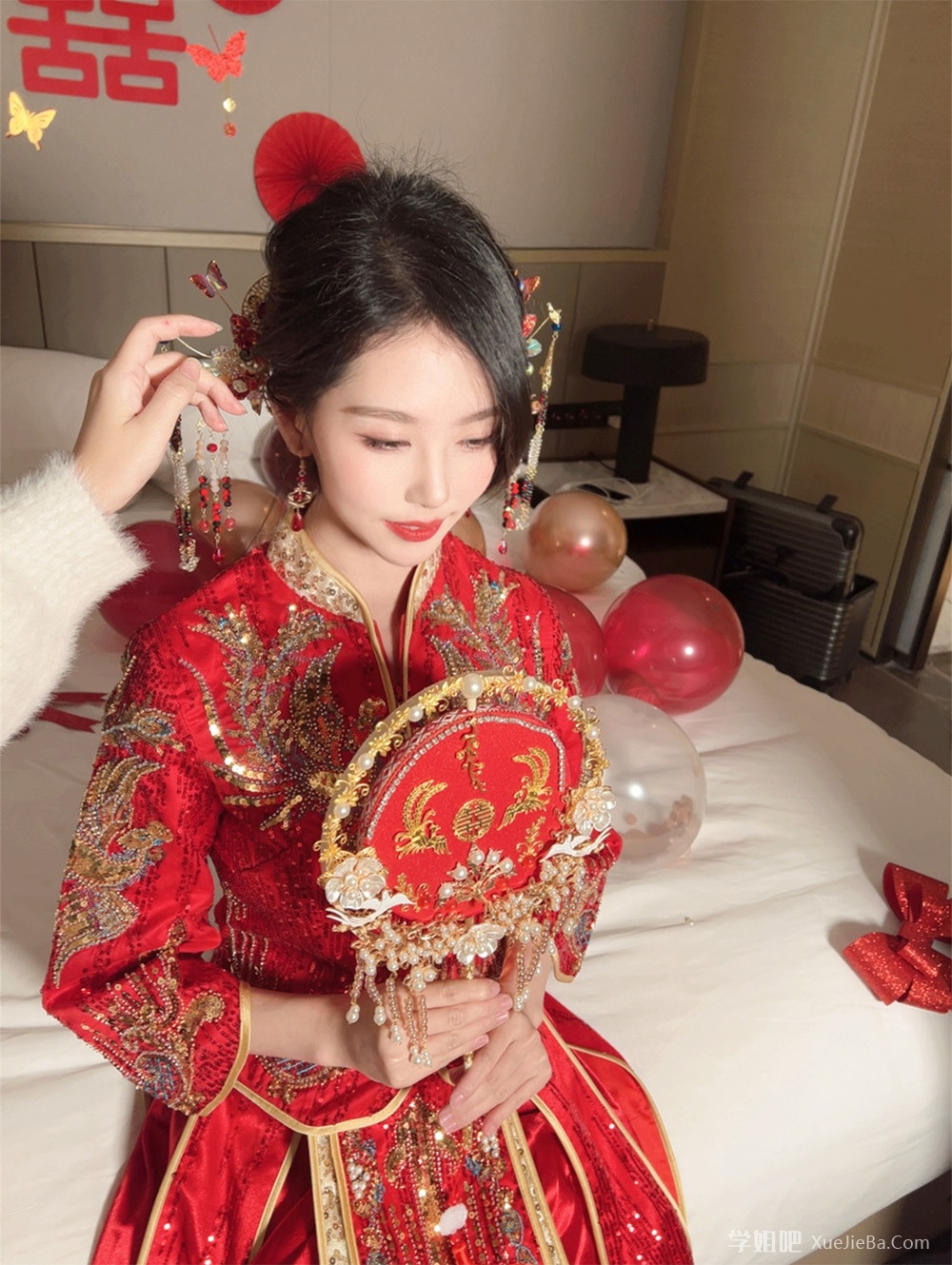 抖娘利世4月最新作品 喜庆婚衣闹洞房完整版 含图包+视频